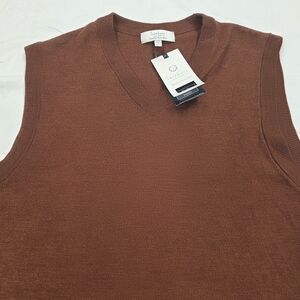 Turnbury V-Neck Sweater Vest - Rich Brown Cinnamon, 100% Extra Fine Merino Wool